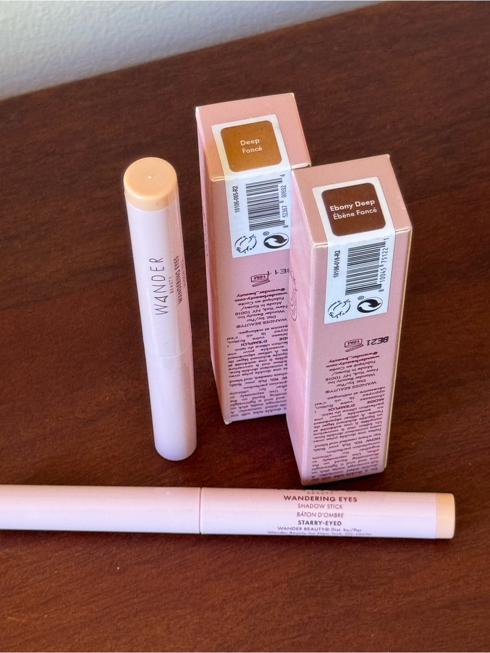 Bundle of 4 Wander Beauty Dualist  Stick (2) PLUS Eyeshadow stick (2) NIB!